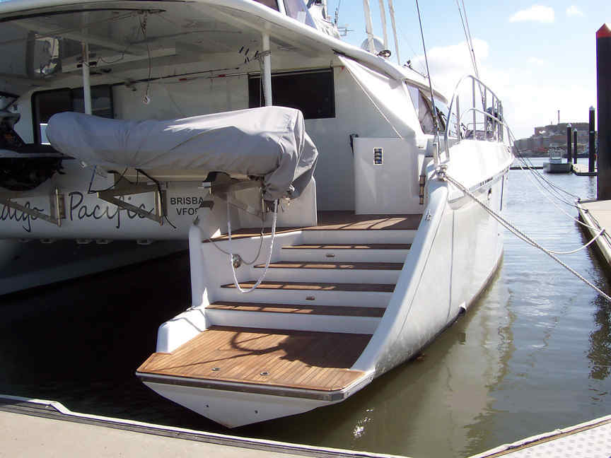 Bruce Roberts, steel boat CATAMARAN plans, boat building, boatbuilding