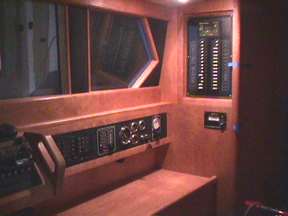 V542-10.jpg (7373 bytes)