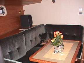 V542-14.jpg (7859 bytes)