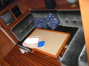 V542-16.jpg (13735 bytes)